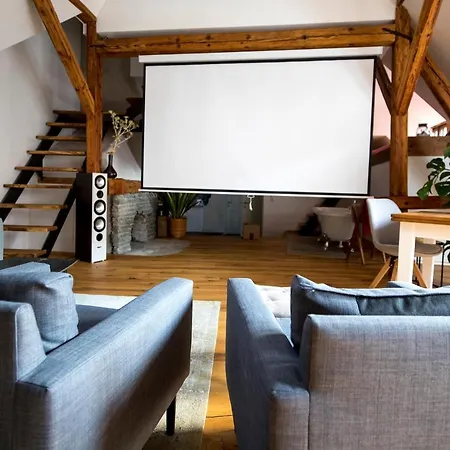 アパート Loft - Im Herzen Der Altstadt ムーラウ